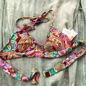 BECCA FLORAL TIE BIKINI TOP NWT